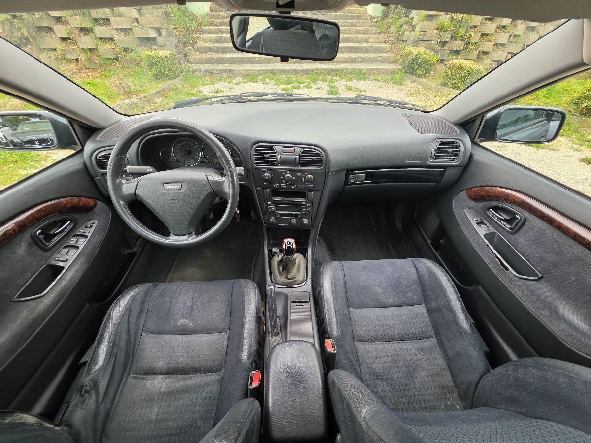 VOLVO V40 1.9D DIESEL ASI OK NEOPATENTATI