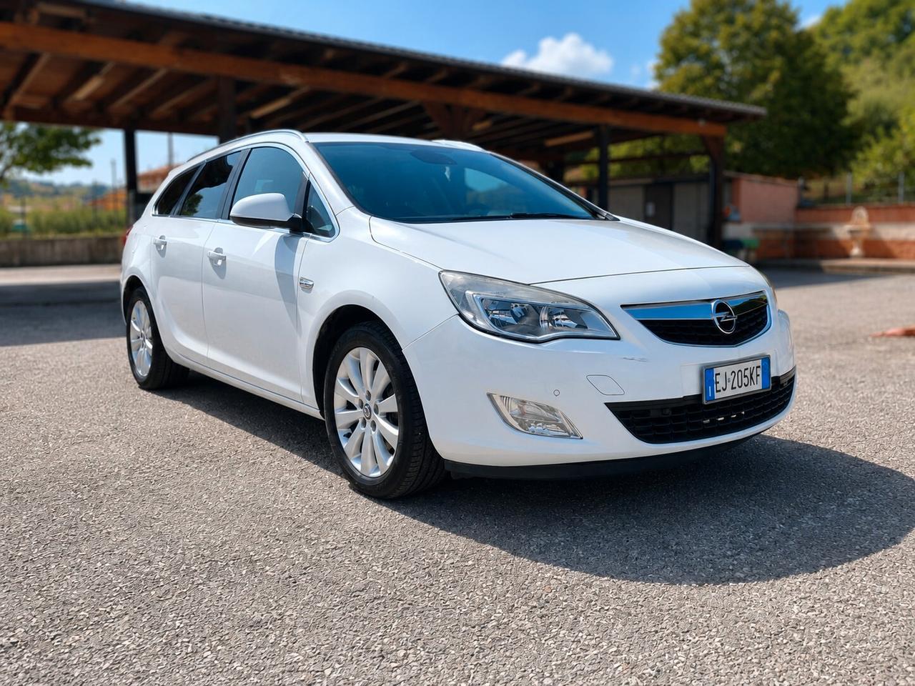 Opel Astra 1.7 CDTI 125CV 5 porte Cosmo