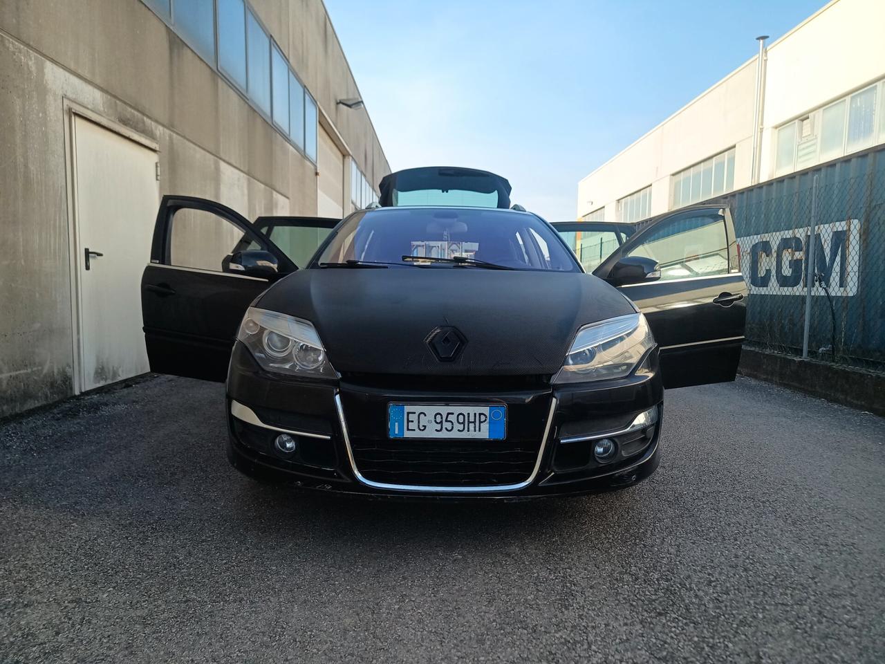 Renault Laguna 2.0 dCi 175CV SporTour Proactive 4Control ESM