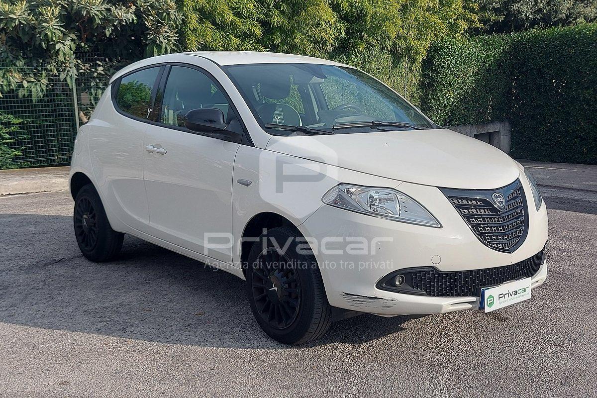LANCIA Ypsilon 0.9 TwinAir 85 CV 5 porte Metano Ecochic Elefantino