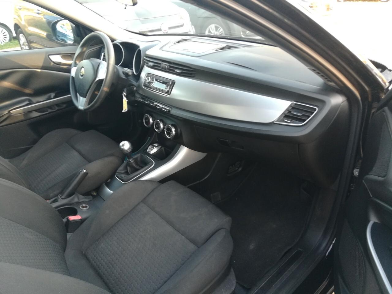 ALFA ROMEO - Giulietta - 1.6 JTD 105 CV - NEOPATENTATI - FINANZIABILE