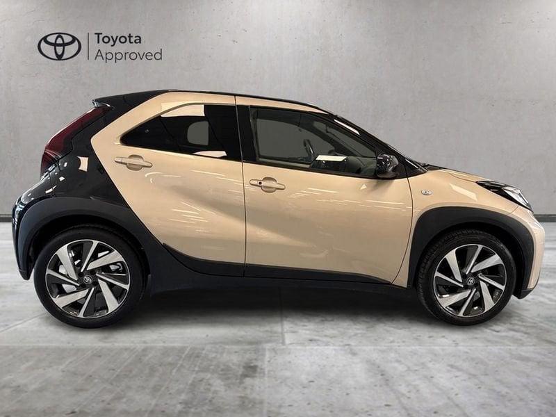 Toyota Aygo X 1.0B (72 CV) Lounge S-CVT
