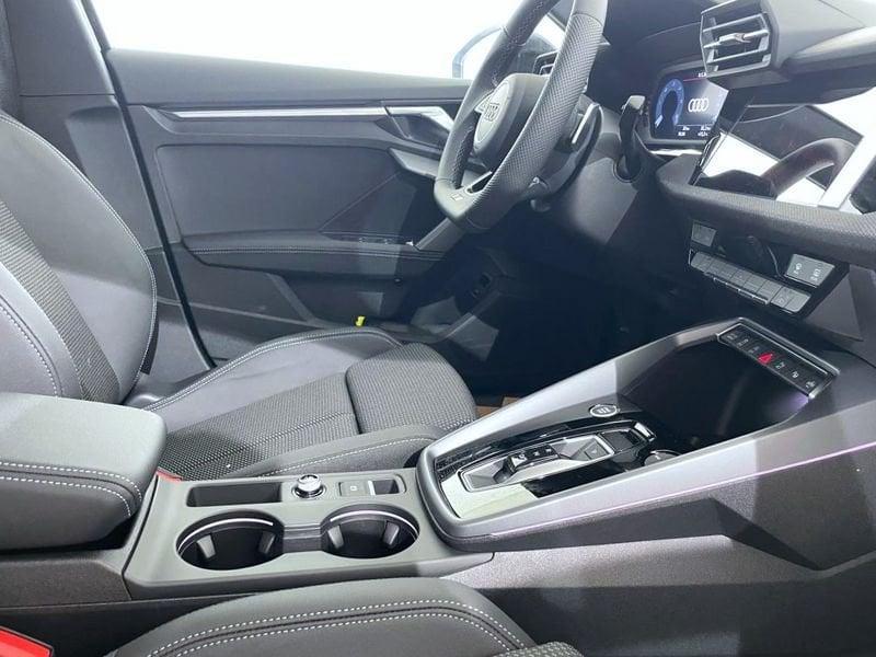 Audi A3 A3 allstreet 35 TDI S tronic Identity Contrast