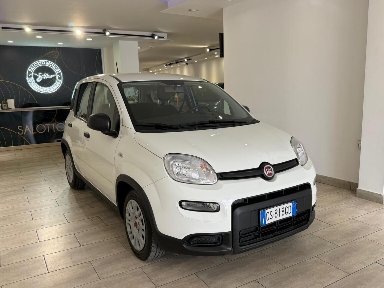 Fiat Panda 1.0 Hybrid 70cv 2024 solo 20.000km