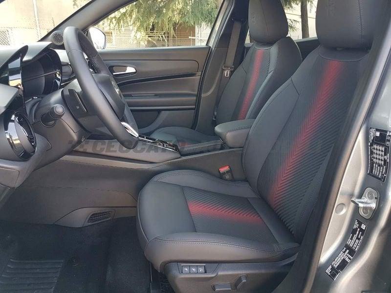 Alfa Romeo Junior Junior 1.2 ibrida Speciale 145cv edct6