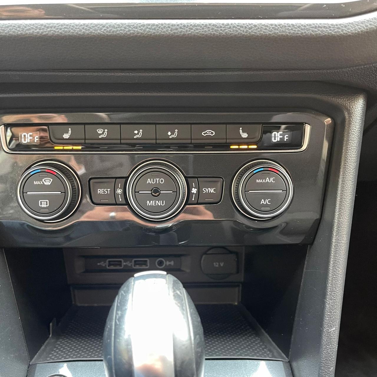 Volkswagen Tiguan 2.0 Bi-TDI 240cv DSG 4motion R-Line