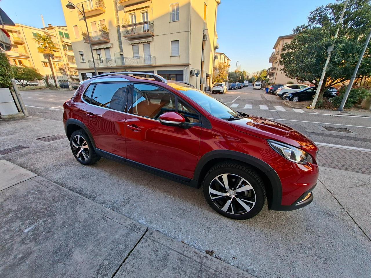 Peugeot 2008 2008 1.5 bluehdi Allure s&s 120cv eat6