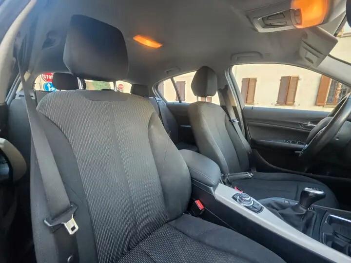 Bmw 114 114d 5p. Business