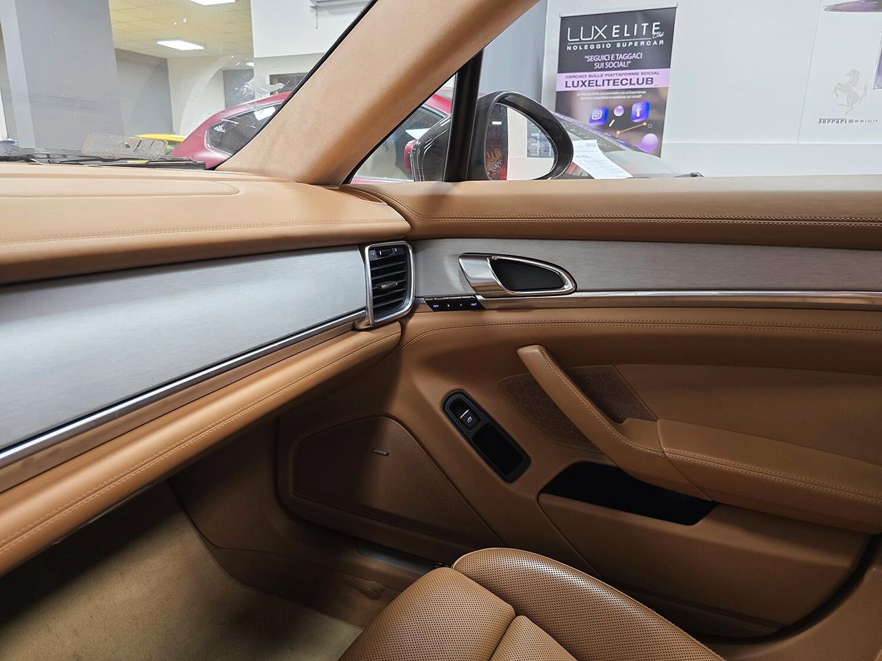 Porsche Panamera 4.8 TURBO TAGLIANDATA_CARBONGRAU _TETTO_LIFT_SPORT