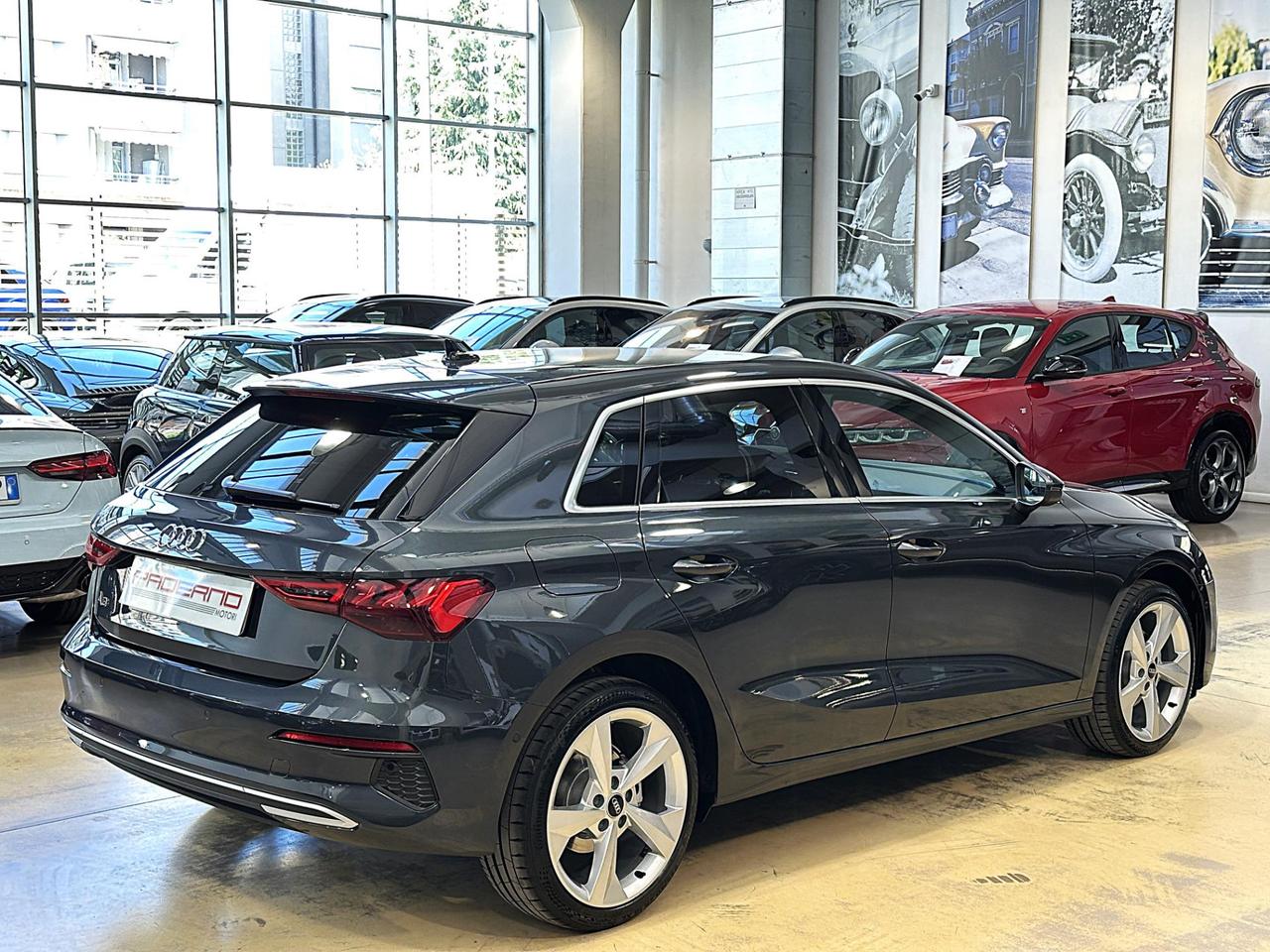 Audi A3 Sportback 35 2.0 tdi Business Advanced s-tronic-Carplay-18"