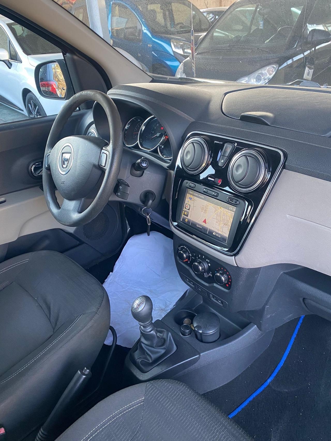 Dacia Lodgy 1.5 dCi lFine 2015 Full Navi TAGLIANDATA