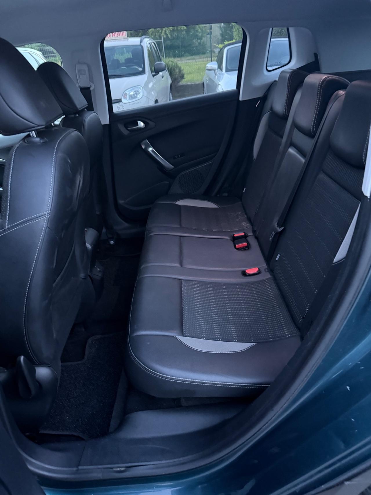 Peugeot 2008 PureTech 82 Allure
