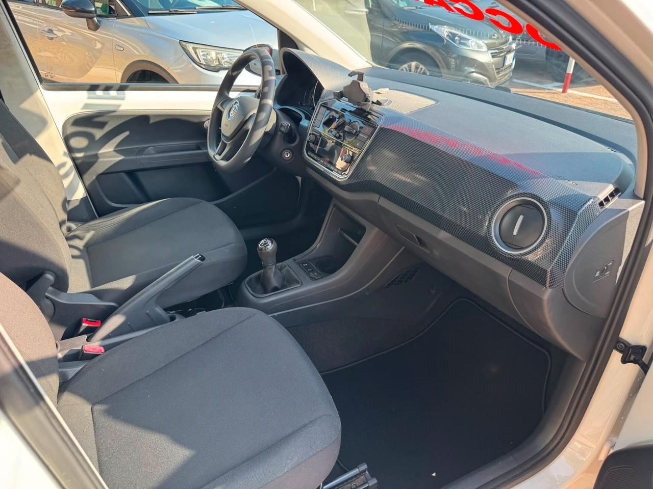 Volkswagen up! 1.0 5p. move