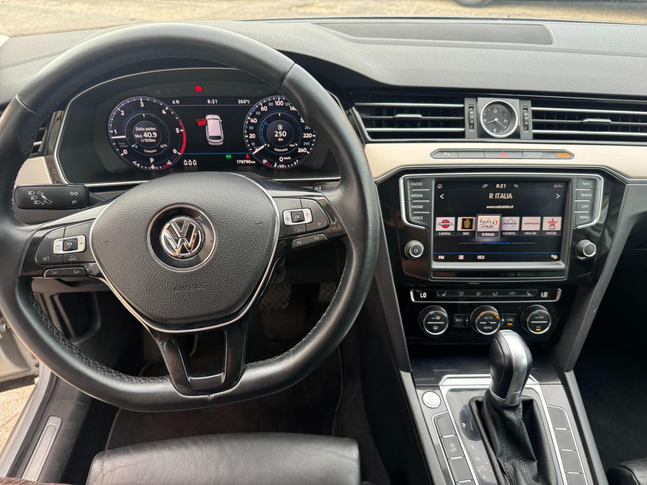 VOLKSWAGEN PASSAT Variant 2.0 tdi Highline 150cv dsg