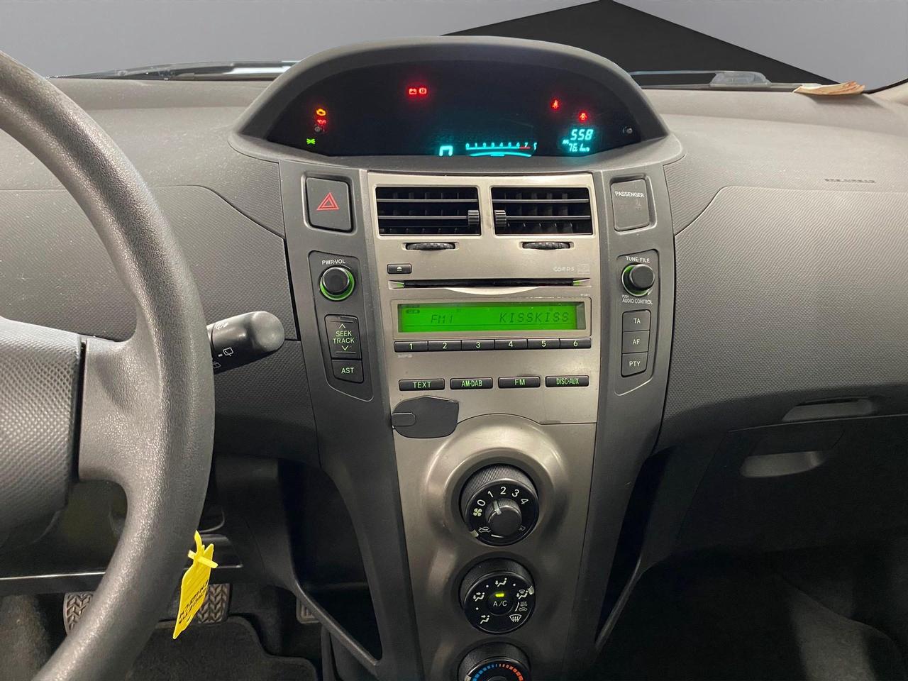 Toyota Yaris 5p 1.0 Now