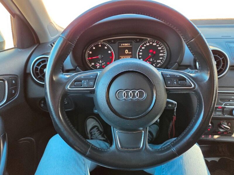 AUDI A1/S1 A1 SPB 1.0 TFSI ultra Sport