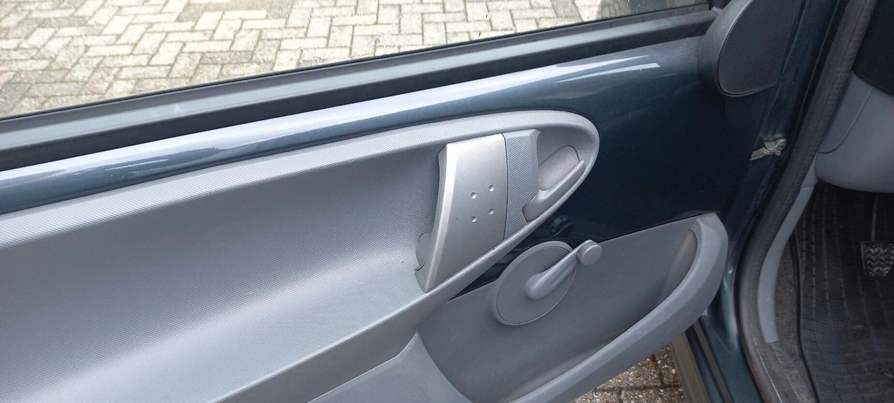 Peugeot 107 1.0 68CV 3p. Desir