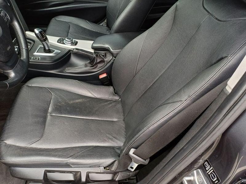 BMW Serie 3 318d Business auto GARANZIA