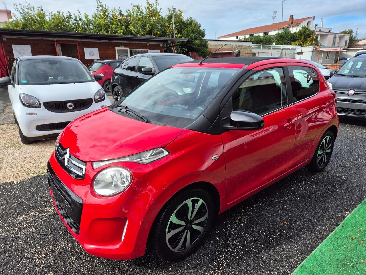 Citroen C1 PureTech 82 5 porte Shine