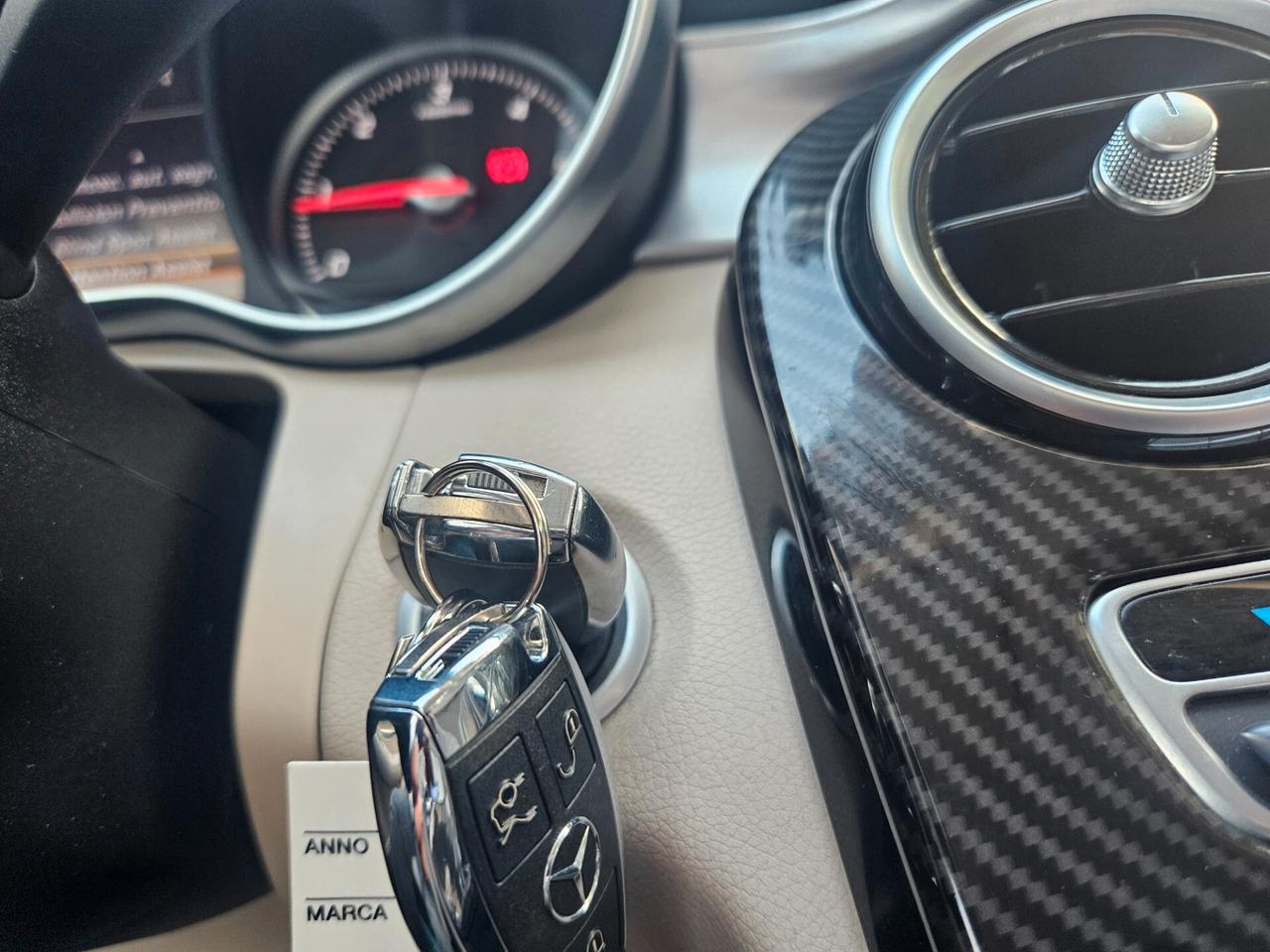 Mercedes-benz C 220d. Auto PAK AMG EURO6B AUTOMATICO