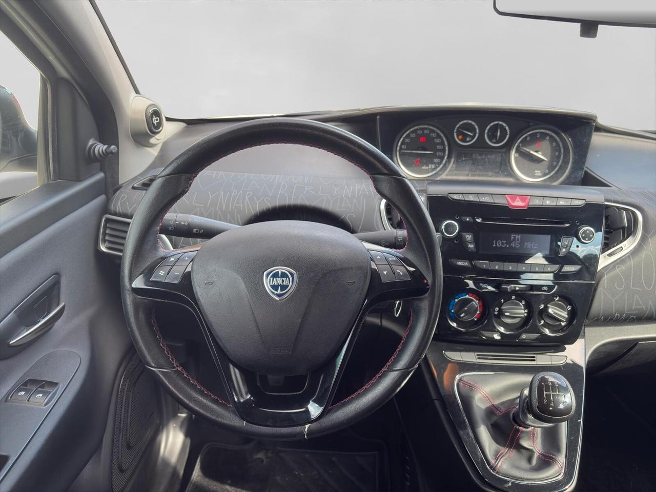 Lancia Ypsilon 1.2 69cv GPL Elefantino Rosa