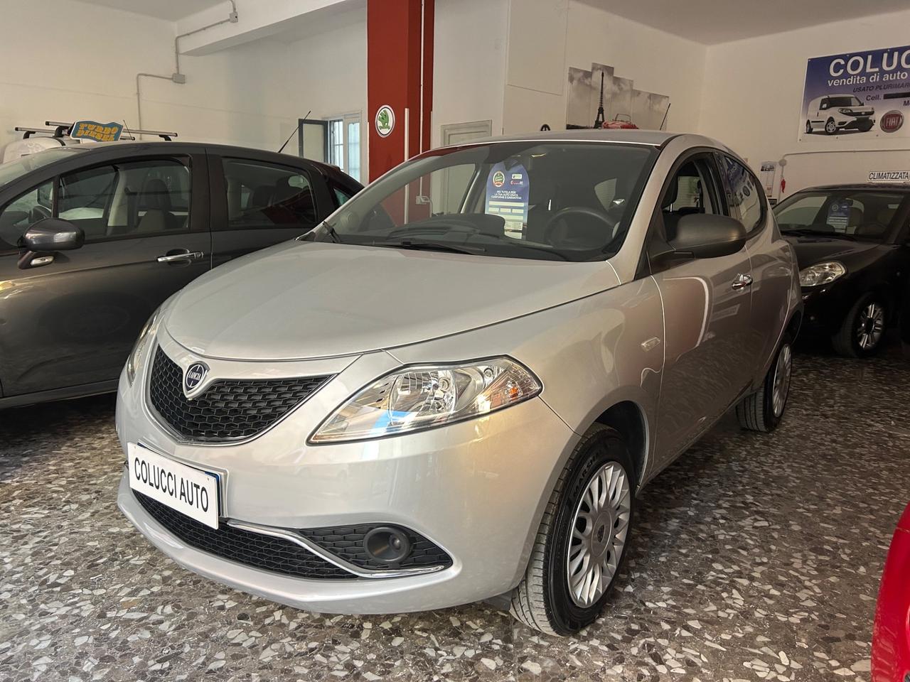 Lancia Ypsilon 0.9 B/M TwinAir Ecochic