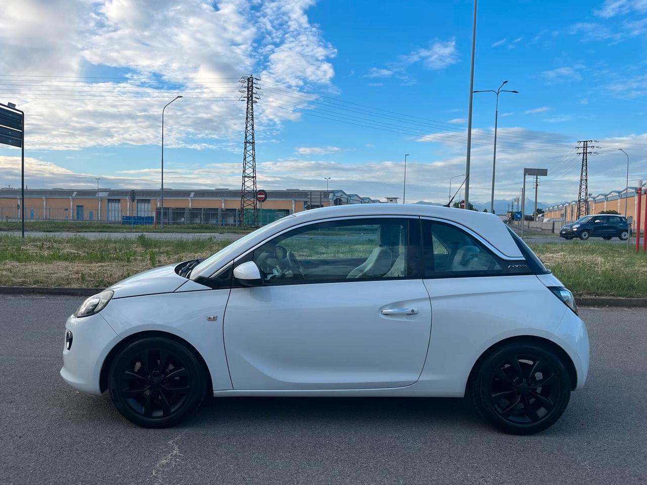 Opel Adam 1.2 70 CV