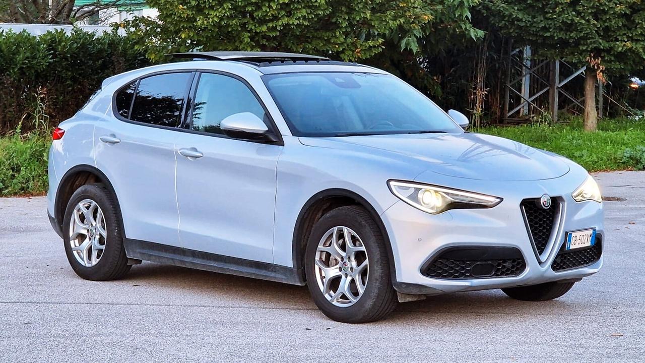 Alfa Romeo Stelvio 2.2 Turbodiesel 190 CV AT8 Q4