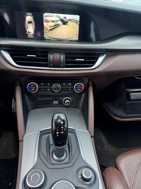 Alfa Romeo Stelvio 2.2 Turbodiesel 190 CV AT8 Q4 Sport-Tech