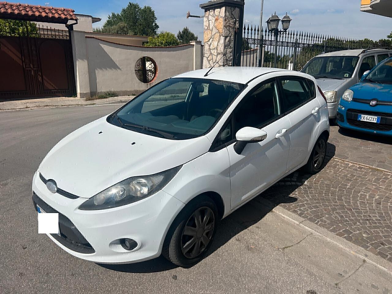 Ford Fiesta 1.4 5 porte Bz.- GPL Titanium
