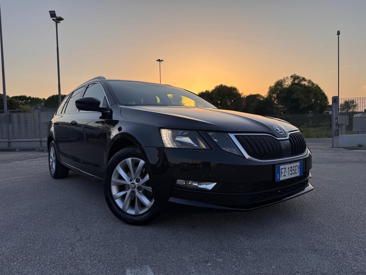 Skoda Octavia 1.5 DSG Wagon Executive G-Tec