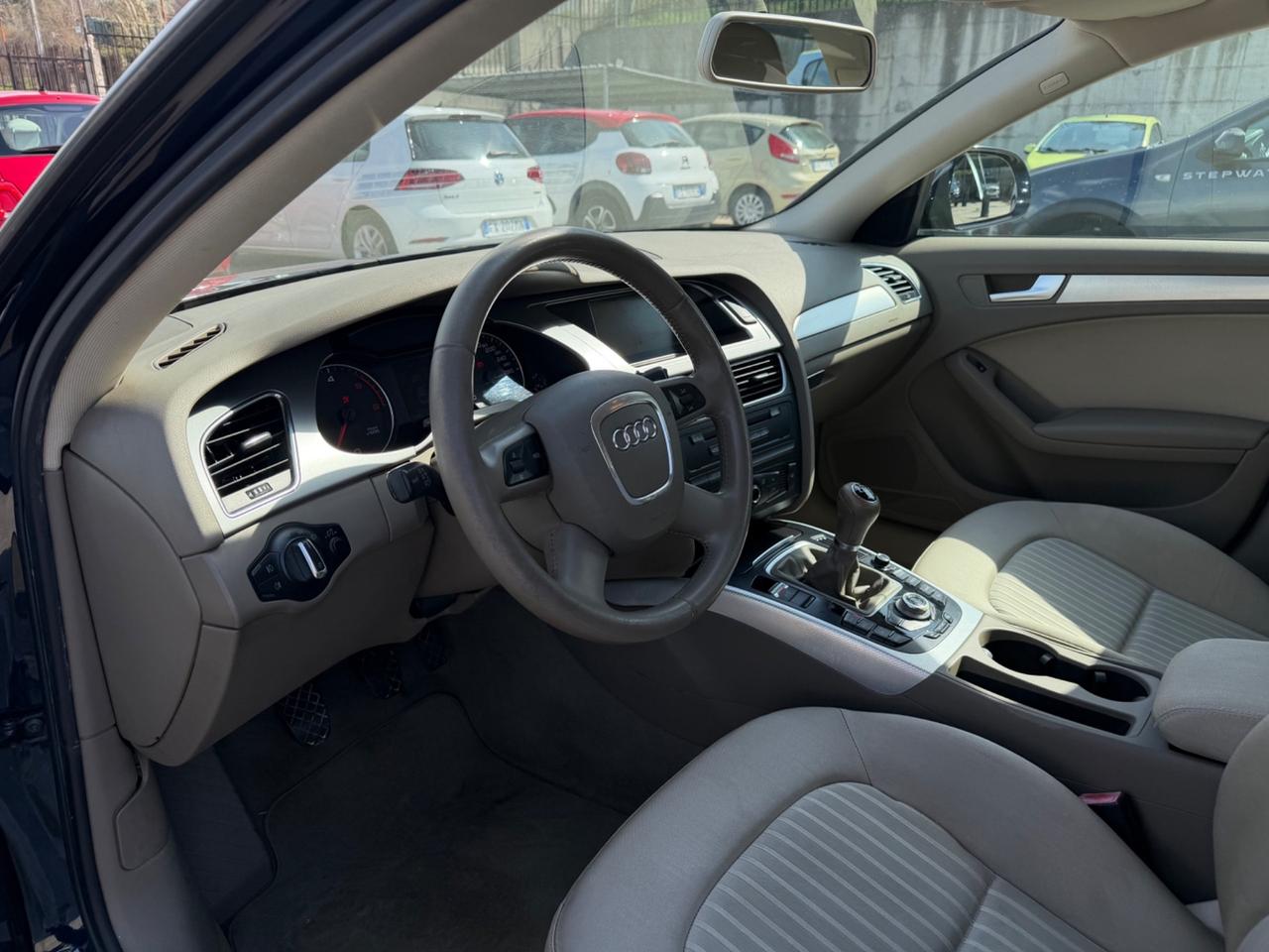 Audi A4 2.0 TDI 143CV ADVANCED/NAVY/LED/UNIPROP.