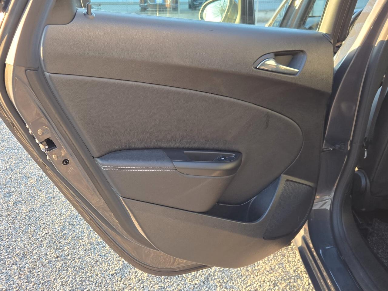 Opel Astra 1.4 Turbo Sports Tourer GPL Cosmo