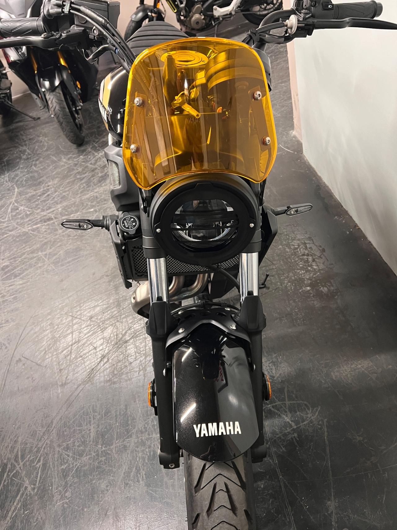 Yamaha XSR 700