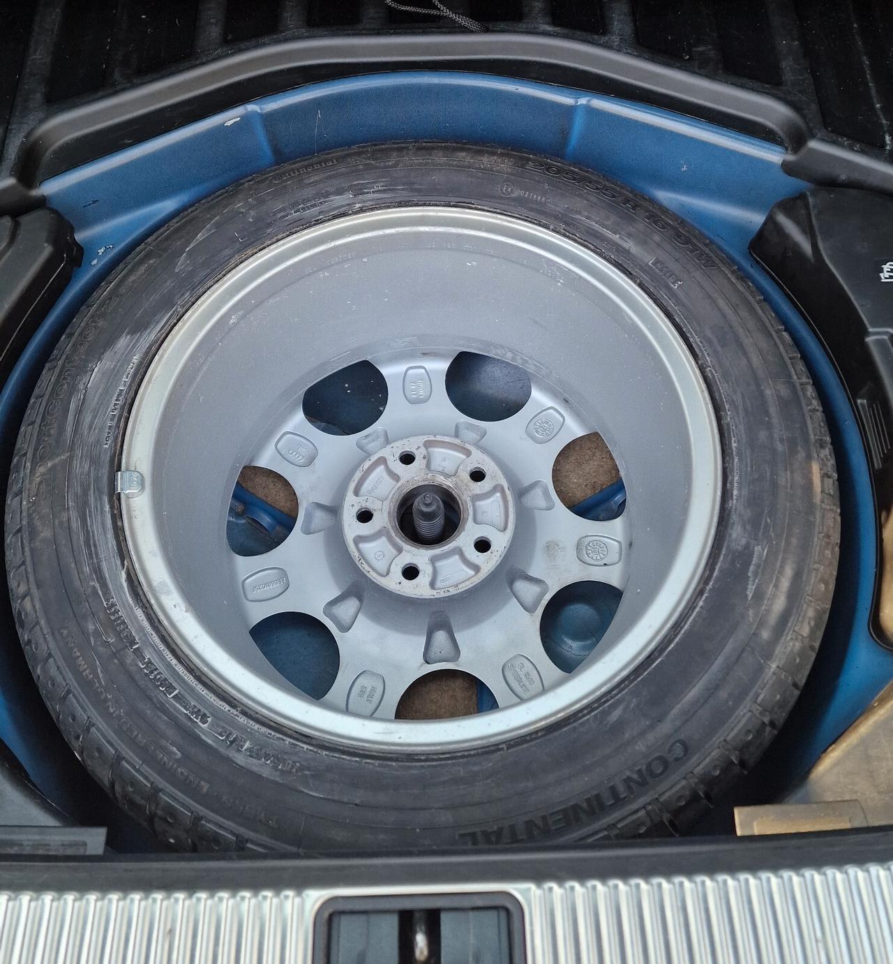 Audi A4 2.5 V6 TDI/180 CV cat Avant quattro