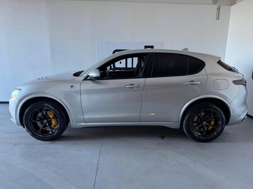 Alfa Romeo Stelvio 2.9 Bi-Turbo V6 510 CV AT8 Quadrifoglio