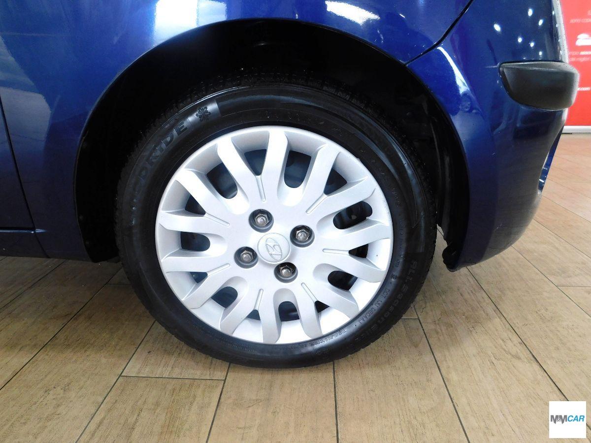 HYUNDAI - i10 - 1.1 12V Active