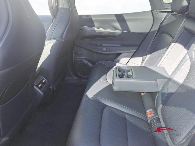 OTHERS-ANDERE OTHERS-ANDERE Lynk & Co 08 PHEV MORE 1.5 MY25 IBRIDA PLUG-IN
