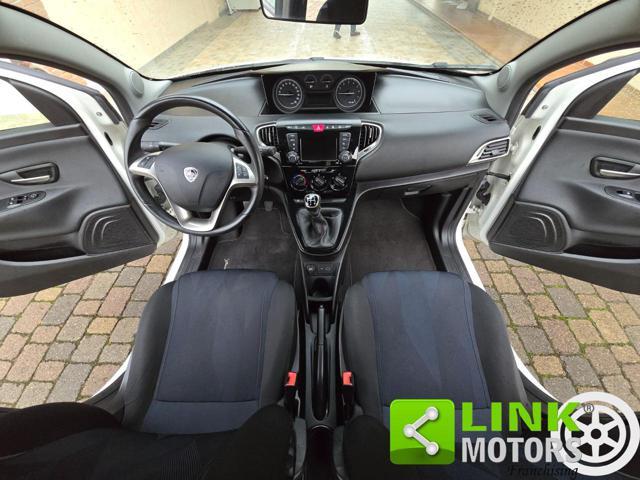 LANCIA Ypsilon 1.2 69 CV 5 porte S&S Gold