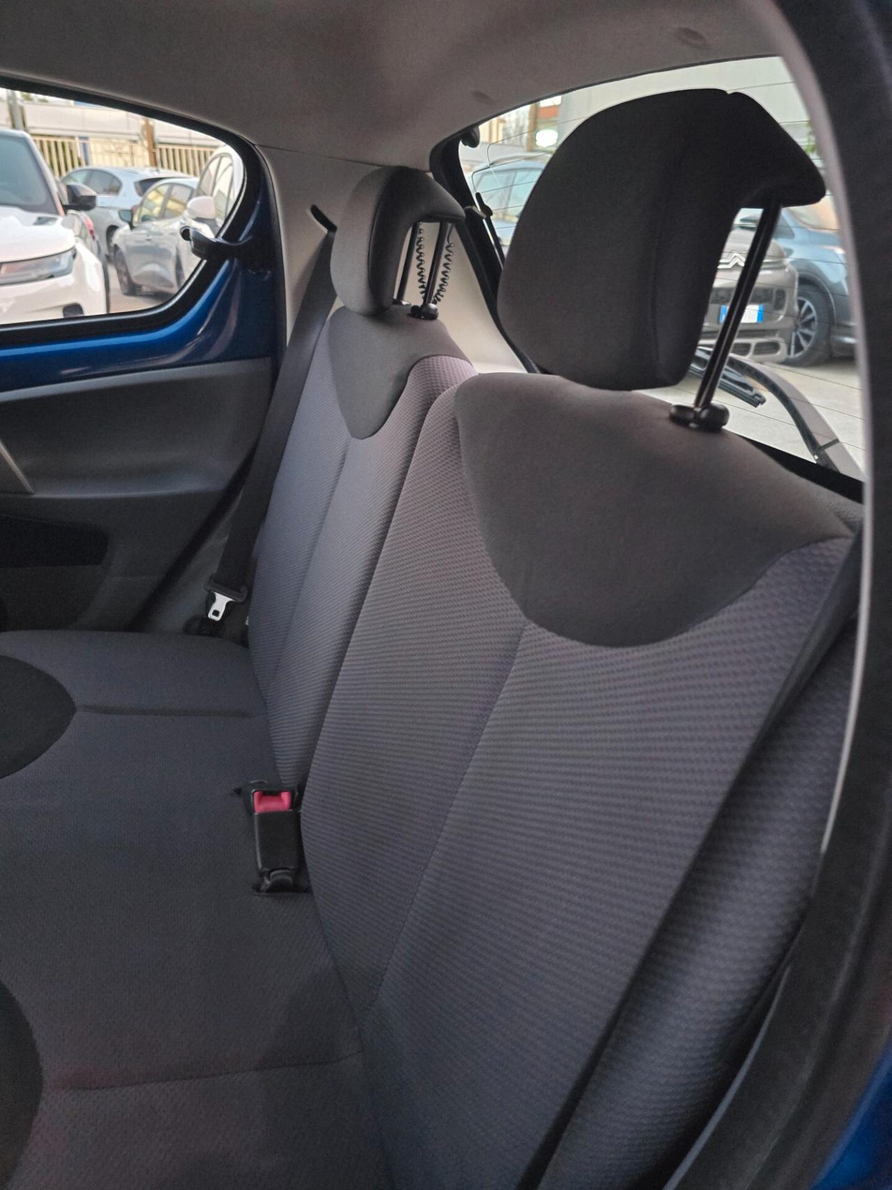 Toyota Aygo 1.0 12V VVT-i 5 porte Sound AUTOMATICA