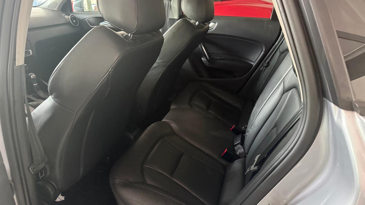 AUDI A1 1.4 TDI S TRONIC TETTO APRIBILE