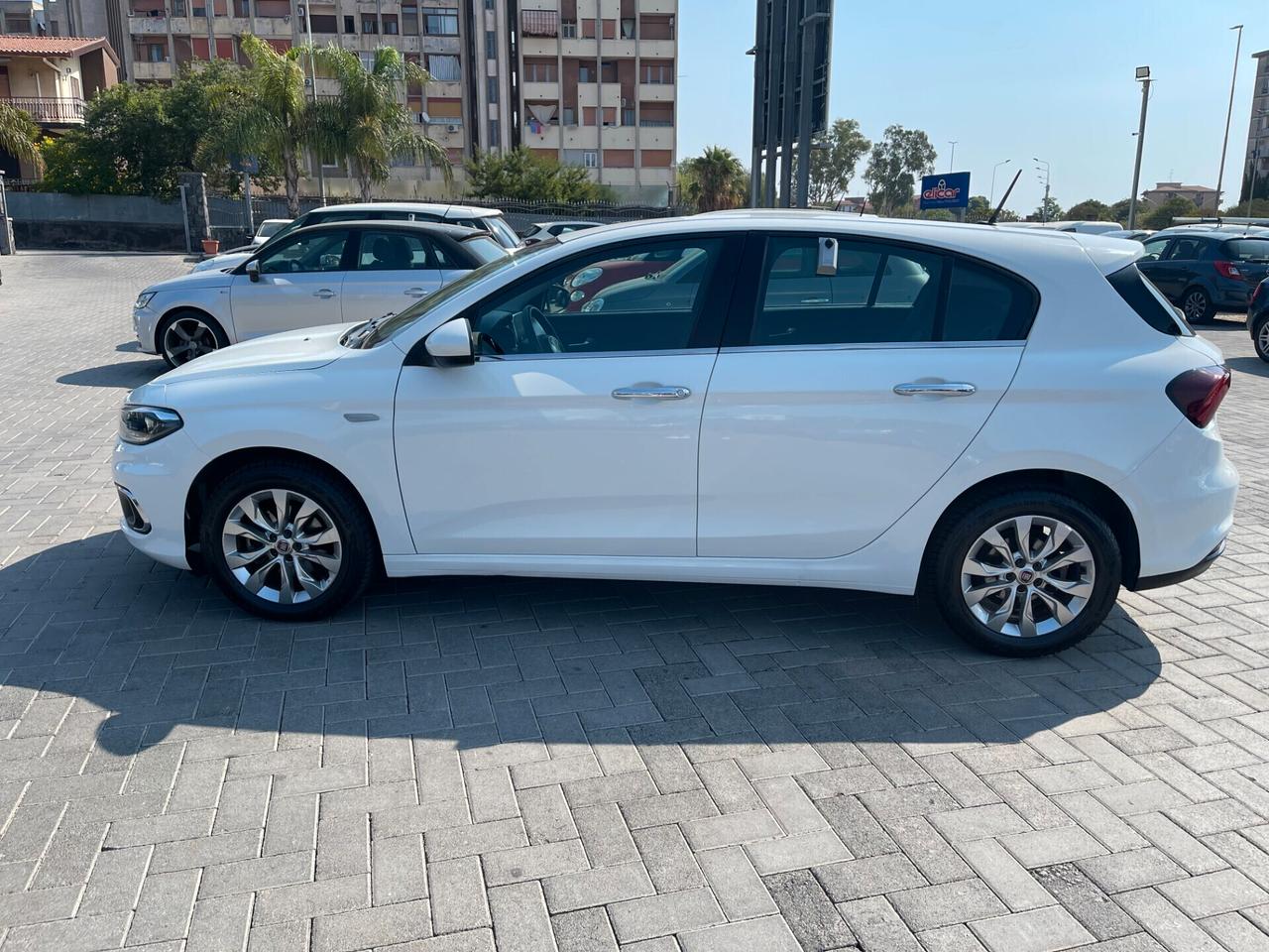 Fiat Tipo 1.6 Mjt S&S DCT 5 porte