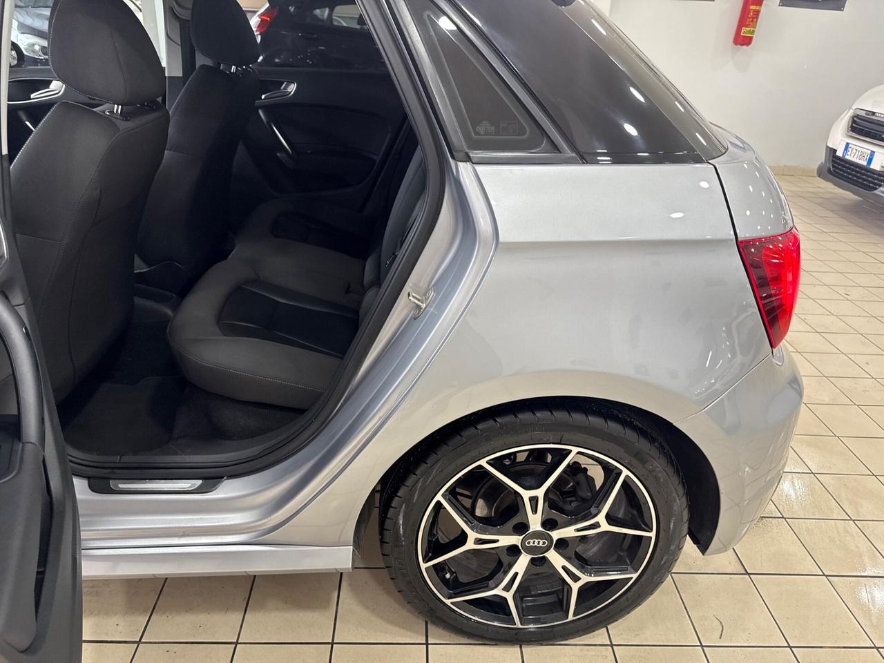 Audi A1 1.8 benzina 192cv S Line
