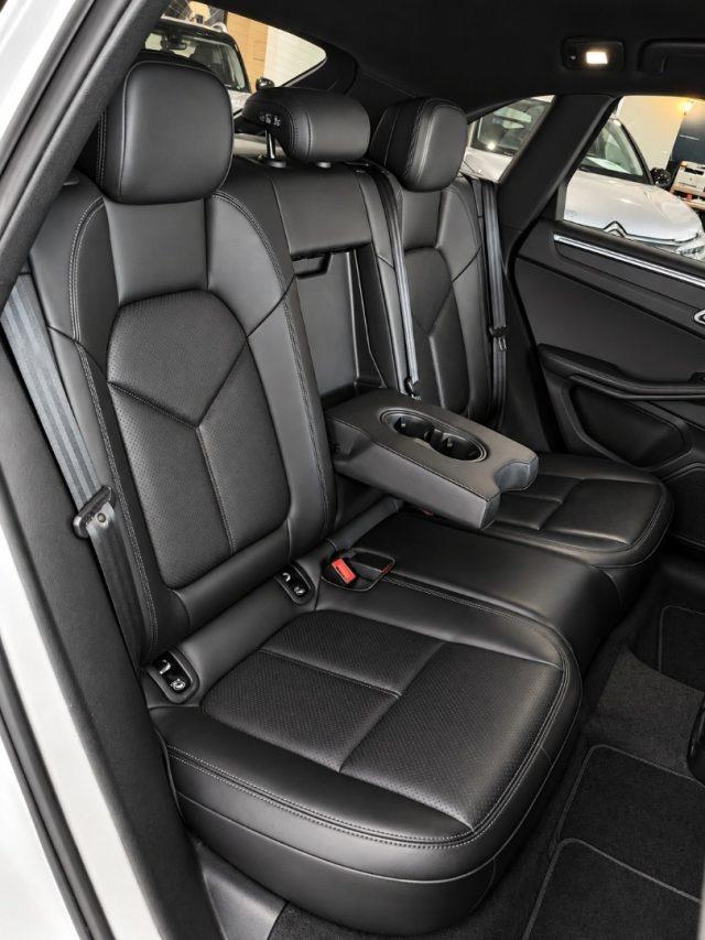 PORSCHE Macan 2.0 benzina Pelle Navigatore