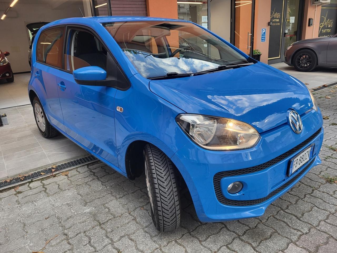 Volkswagen up! 1,0-UNICA PROPR-EURO 6-3 REVISIONI