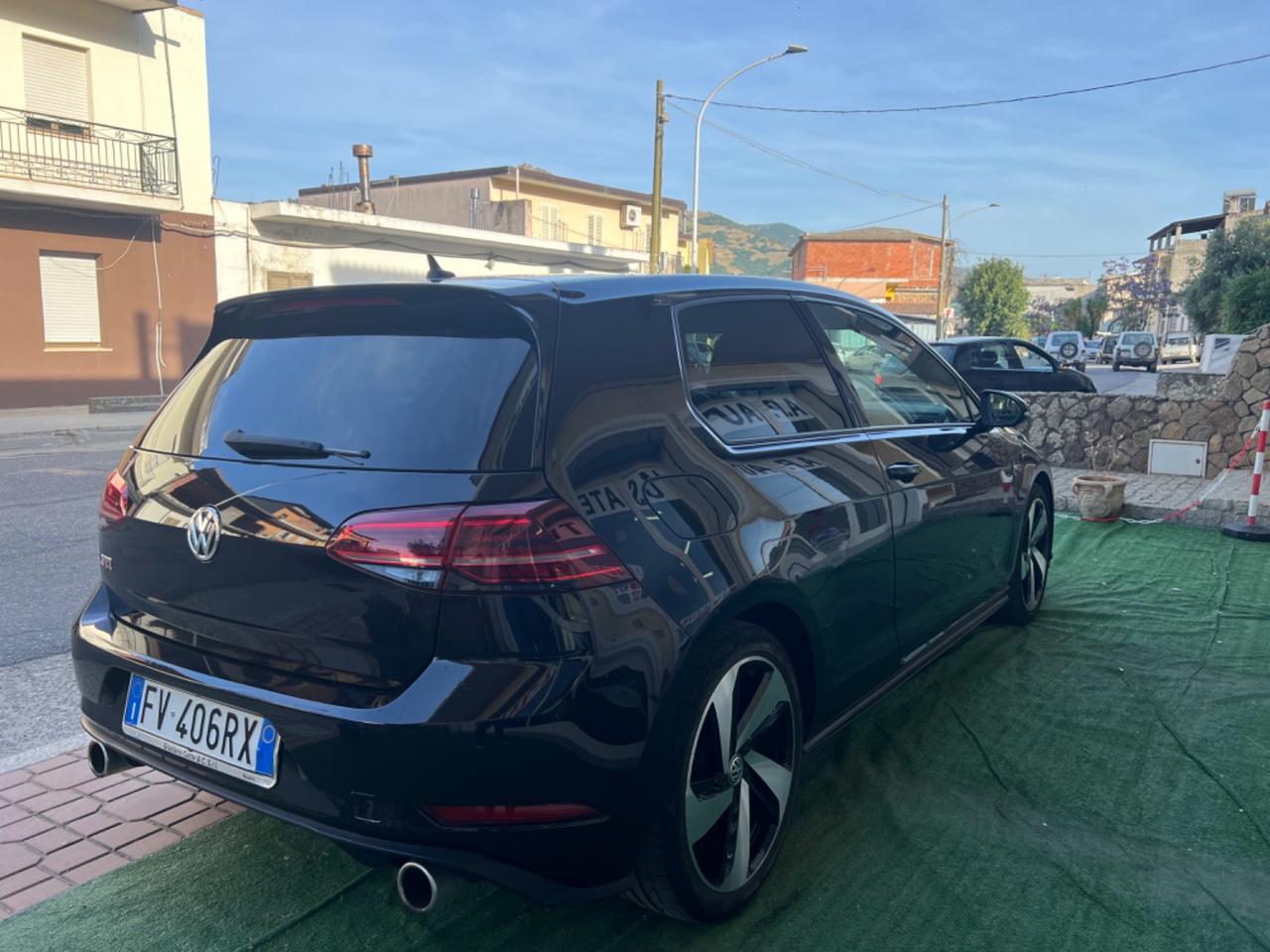 Volkswagen Golf GTI Performance 2.0 245 CV TSI 26000 KM
