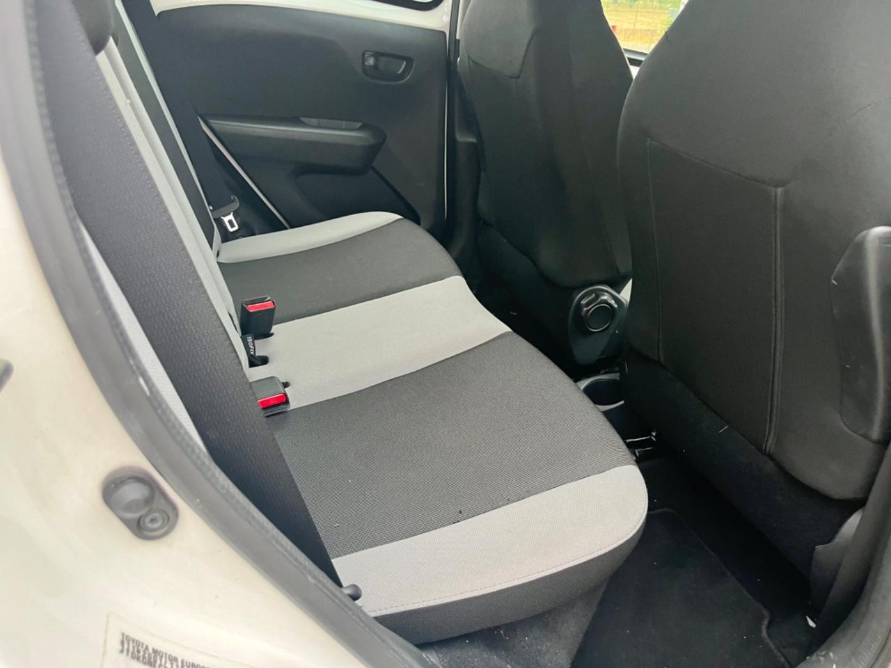 Toyota Aygo 1.0benz 2015 163.000km neopatentati