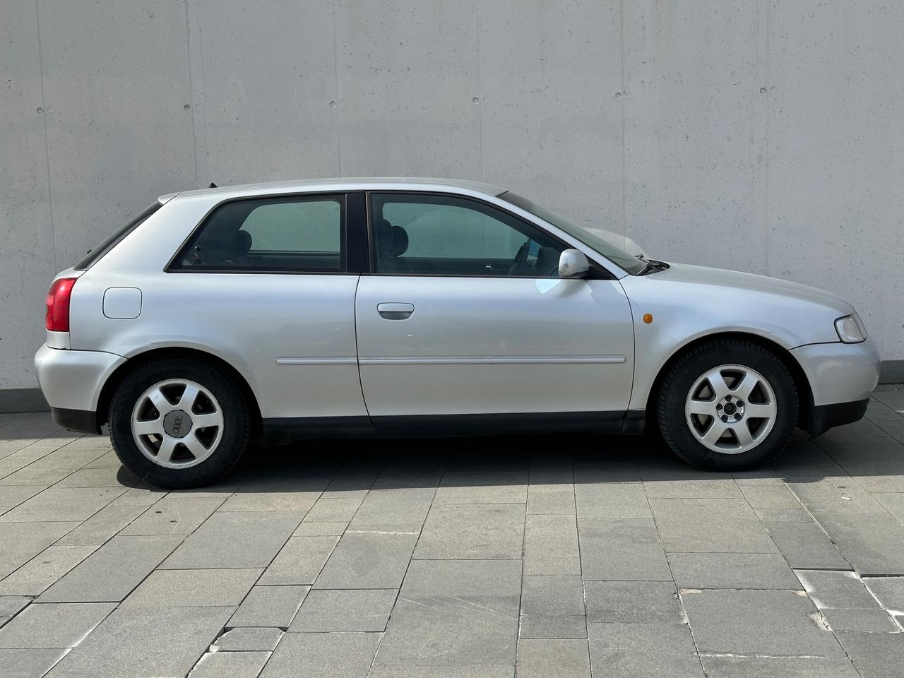 Audi A3 1.8 T 20V cat 3p. quattro Attraction