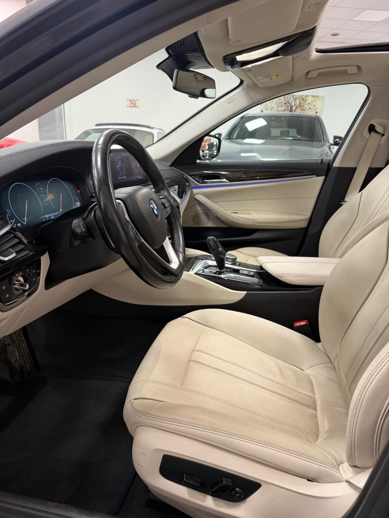 Bmw 520 520d xDrive Luxury