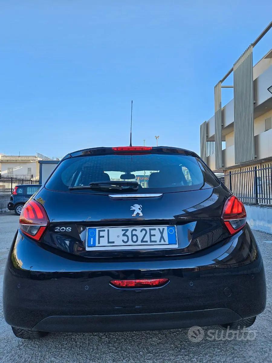 PEUGEOT 208 ALLURE